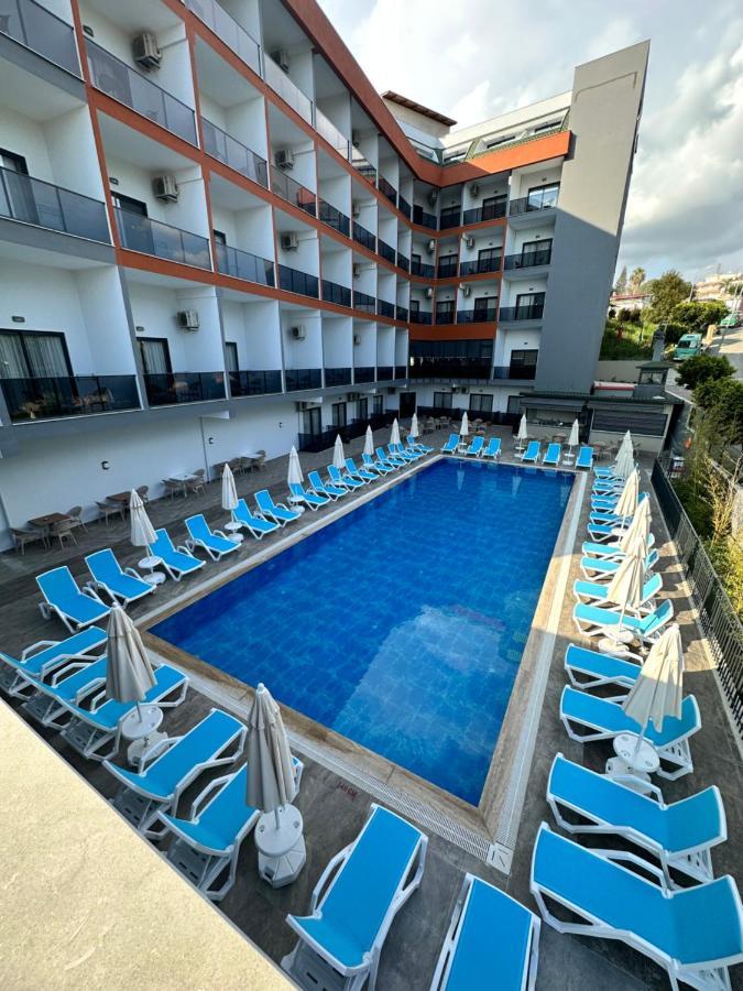 Side Golden Rock Hotel&Spa Exterior photo